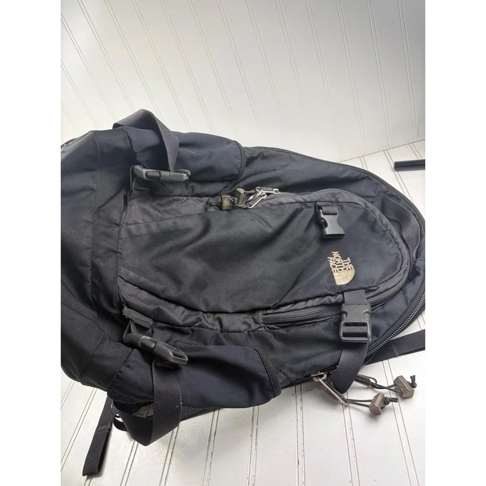 The North Face Black Hot Shot Laptop Travel Hiking Back Pack Bag Unisex